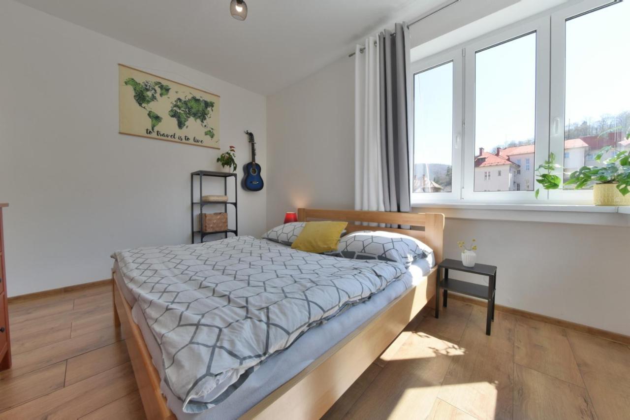 Big 75M2 Next To Opera Building In Direct Centrum, Air-Conditioned, Balcony, 24H Self Checking Banska Bystrica Exterior photo